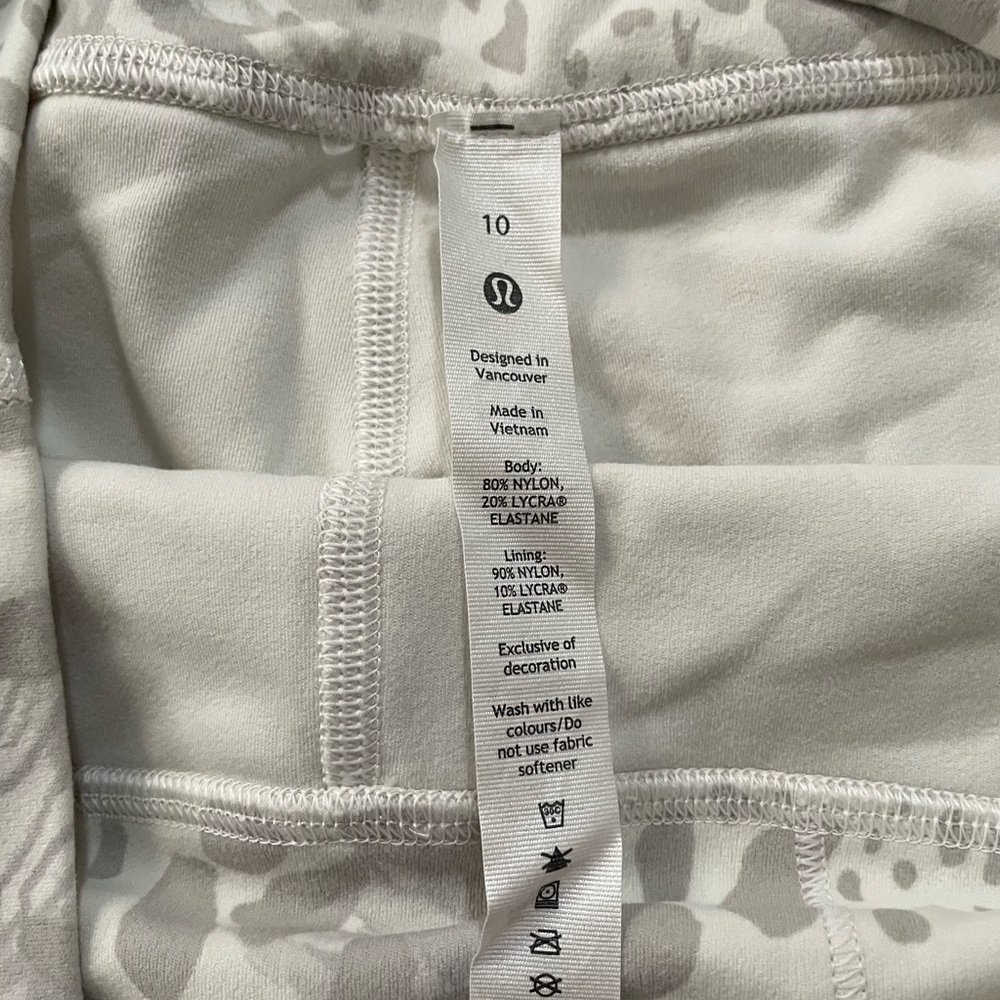 Lululemon Align High-Rise Crop 17” Cheetah Camo Antique White Leggings Size 10 - Picture 3 of 6